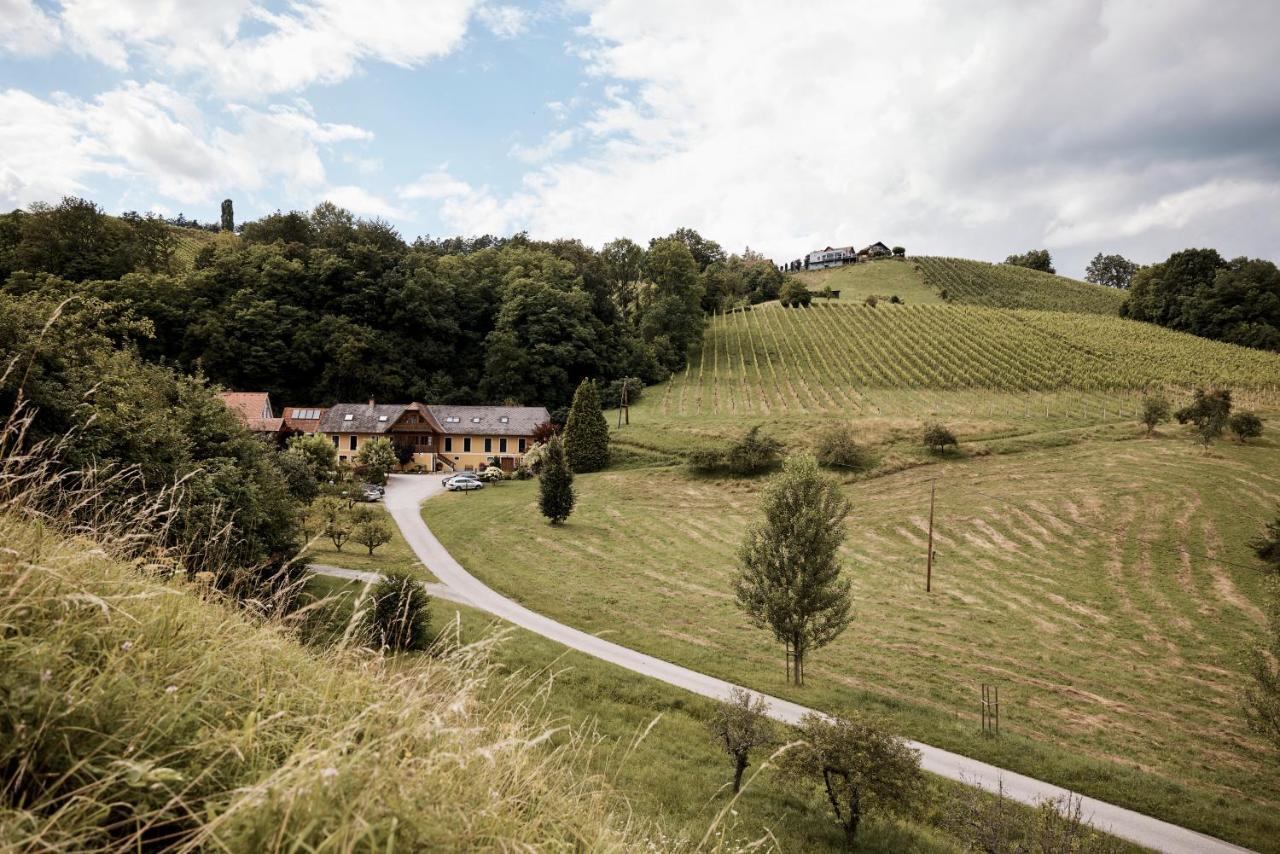 Bio Weingut Matthias Schnabl Hotel Gamlitz Exterior photo